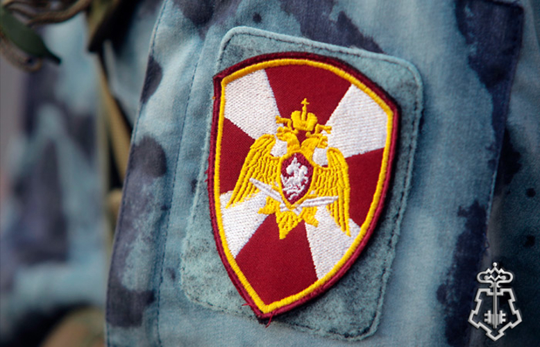 В ВОЛОГДЕ РОСГВАРДЕЙЦЫ ЗАДЕРЖАЛИ МУЖЧИНУ, ОТКАЗЫВАВШЕГОСЯ ОСВОБОДИТЬ НОМЕР В ГОСТИНИЦЕ