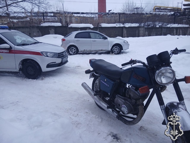 В Соколе росгвардейцы задержали мужчину, подозреваемого в угоне мотоцикла