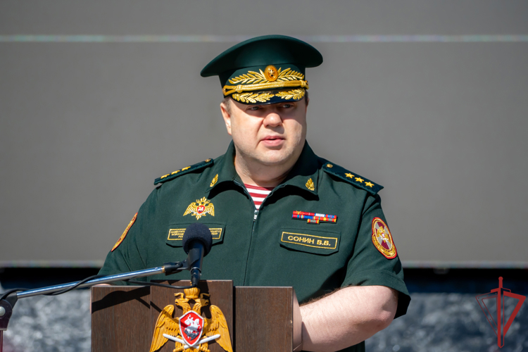 Заместитель директора Росгвардии генерал-полковник Василий Сонин поздравил победителей Всероссийского конкурса профессионального мастерства «Лучший по профессии» (фото, видео)