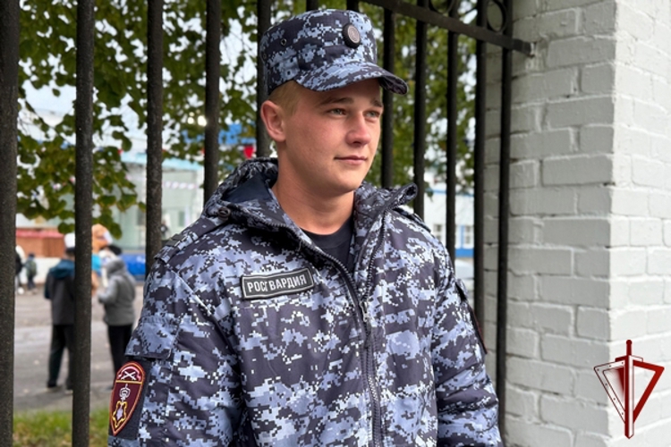 В Вологде сотрудники Росгвардии обеспечили безопасность футбольного матча