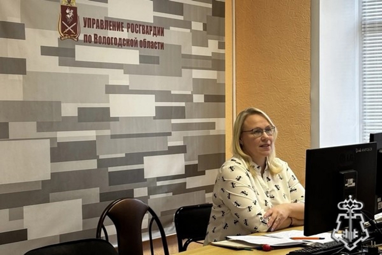 В Управлении вневедомственной охраны Росгвардии по Вологодской области прошло занятие, приуроченное ко Дню народного единства